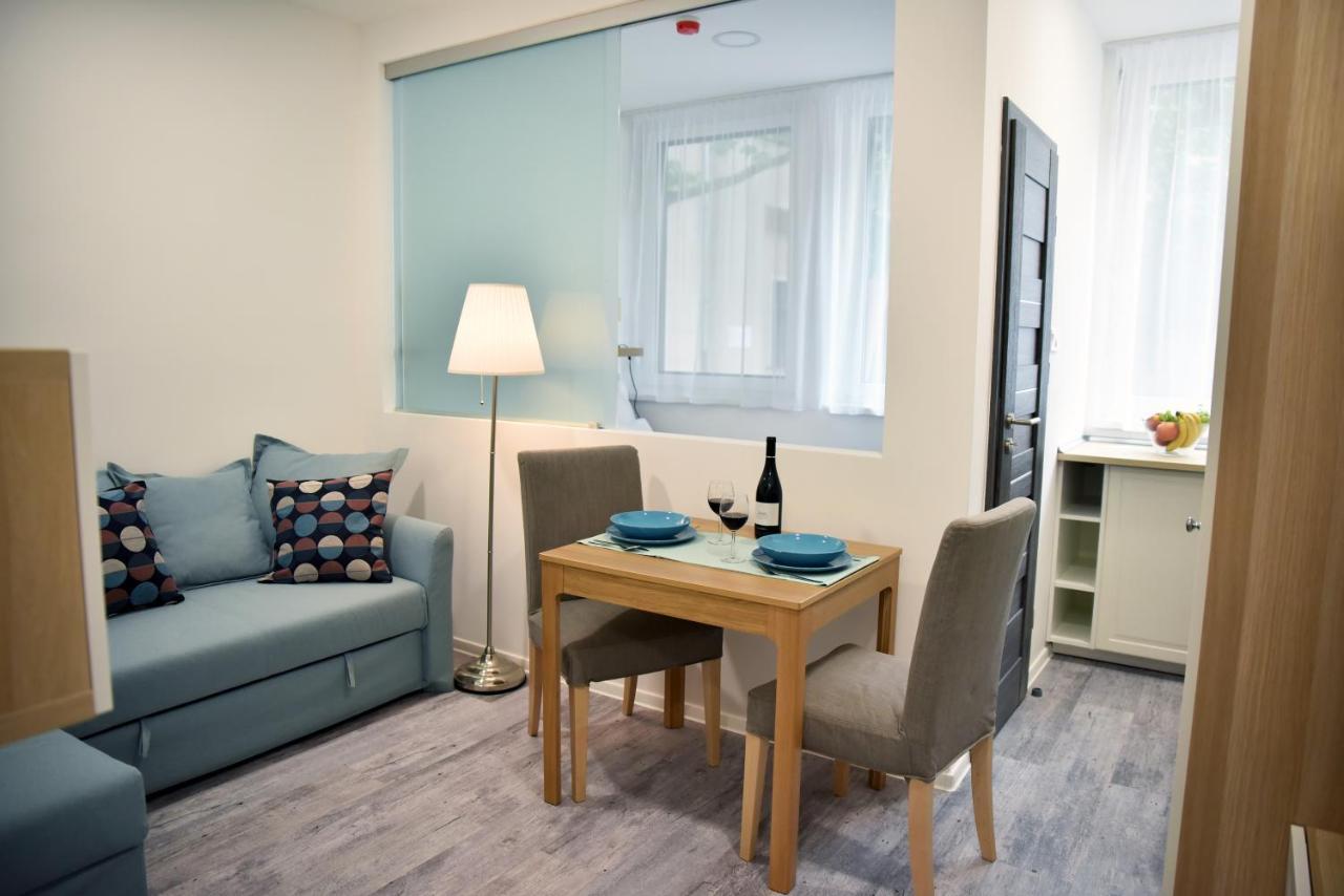 Roomstore Studio Apartments Эгер Экстерьер фото