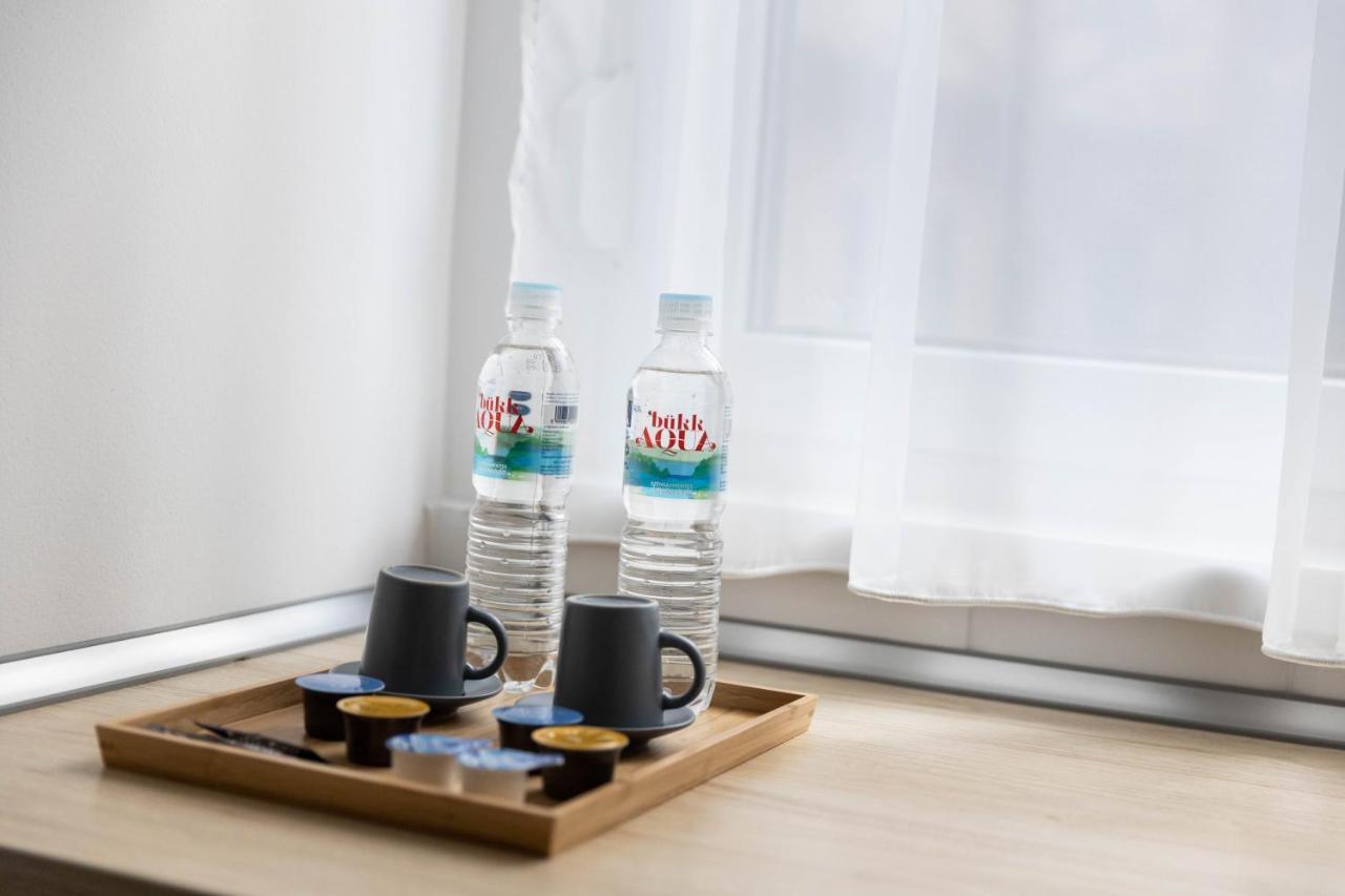 Roomstore Studio Apartments Эгер Экстерьер фото
