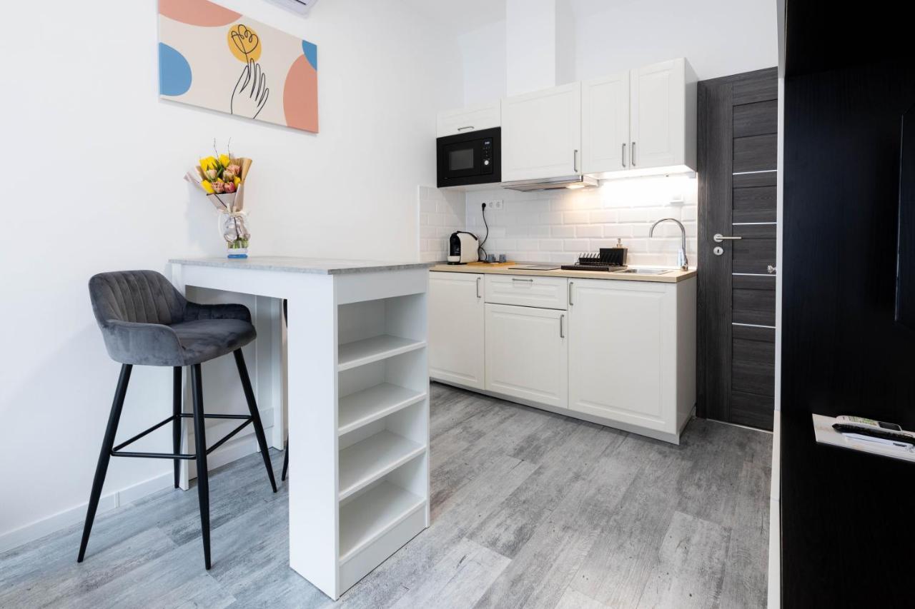 Roomstore Studio Apartments Эгер Экстерьер фото