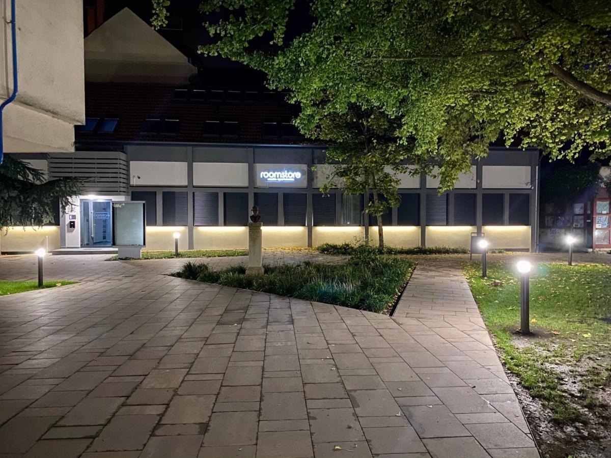 Roomstore Studio Apartments Эгер Экстерьер фото